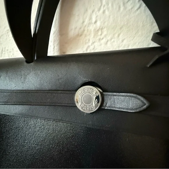 Hermes Black Shoulder Bag - Picture 6 of 10